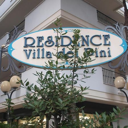 Residence Villa Dei Pini Rímini Exterior foto